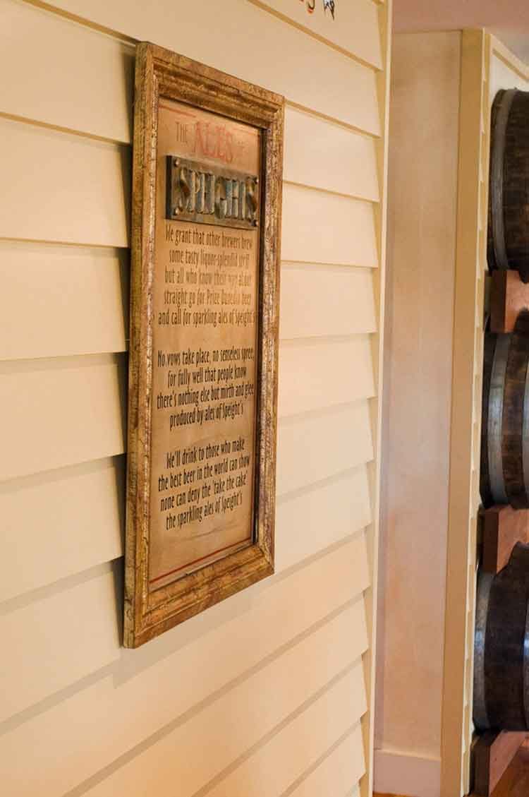 Timeless-timber-at-The-Gables2